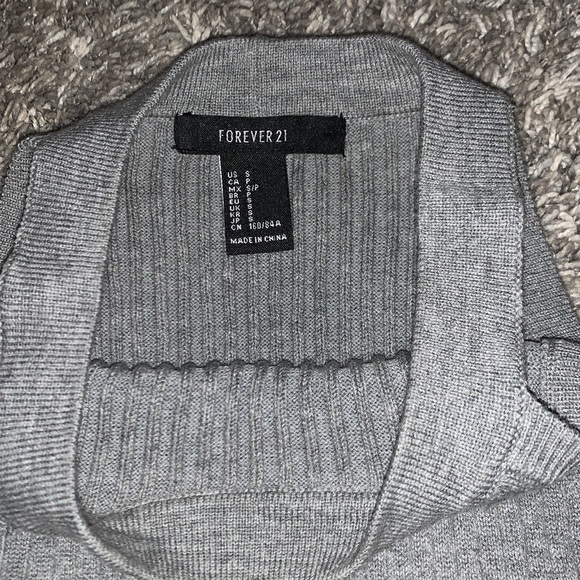 Like New Ribbed Body Con Dress - Picture 4 of 4